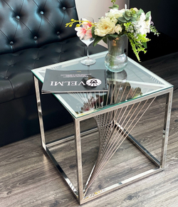 Столик для клієнтів Capris