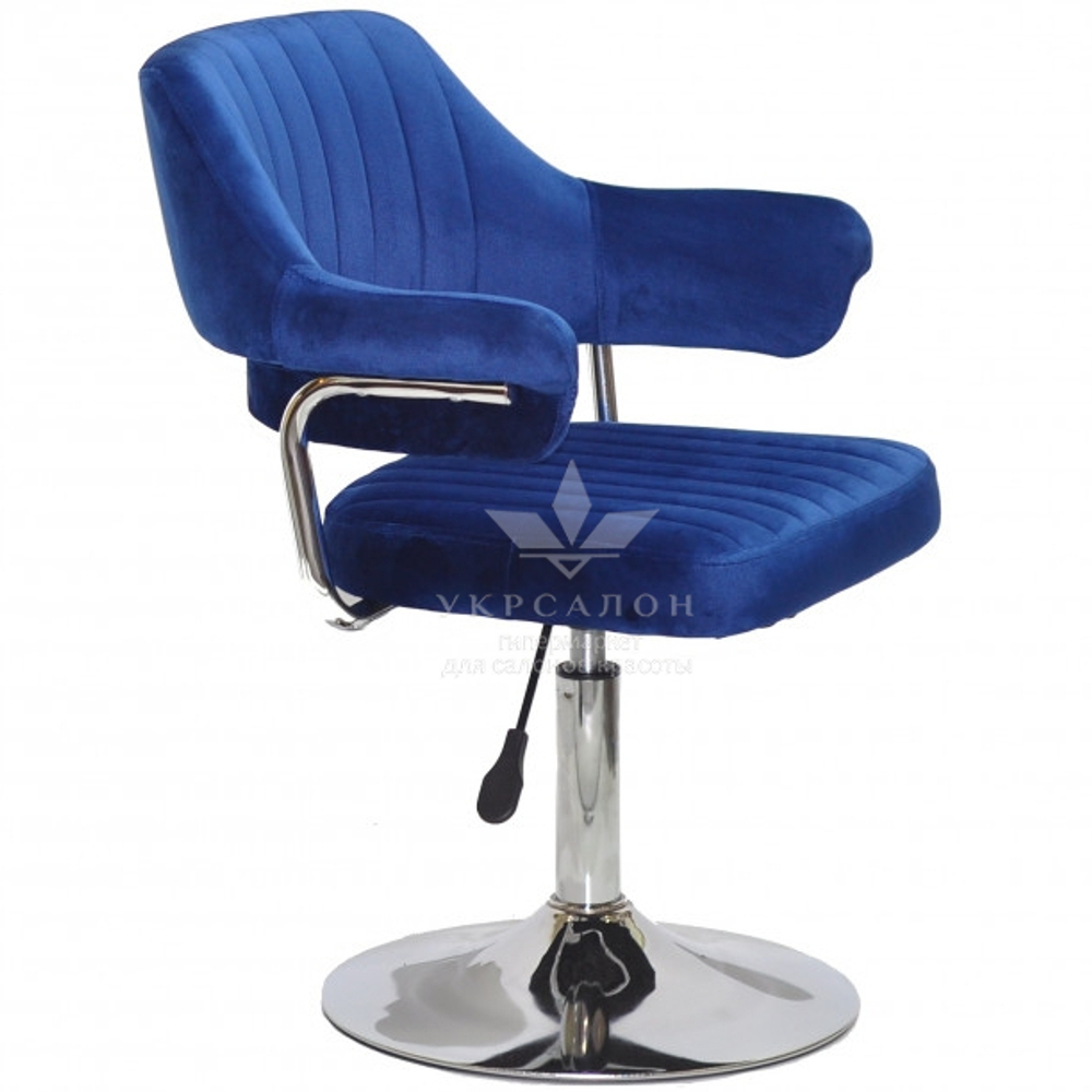 Стульчик мастера Jef Velor на диске