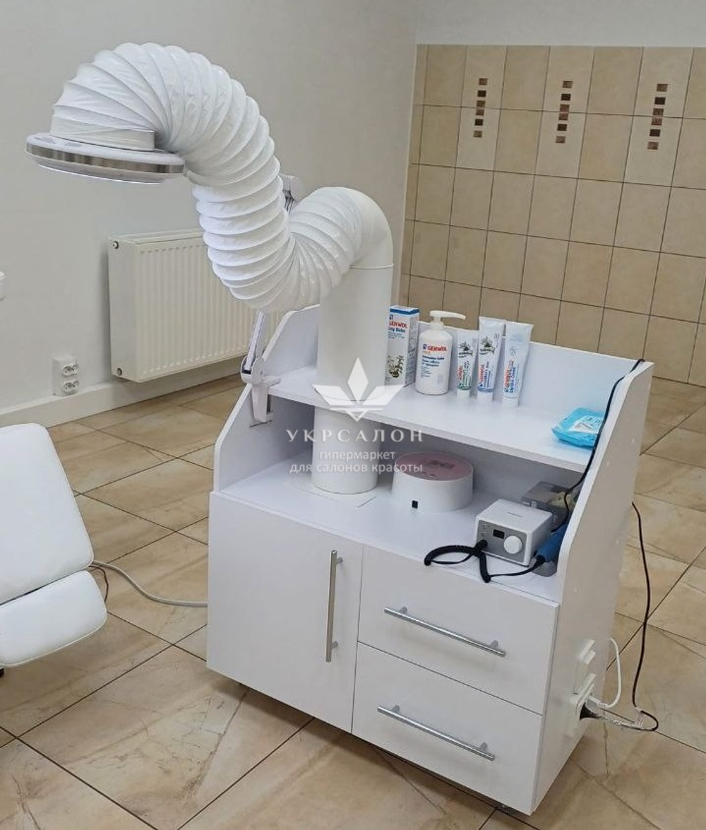 Профессиональная вытяжка для педикюра Universal