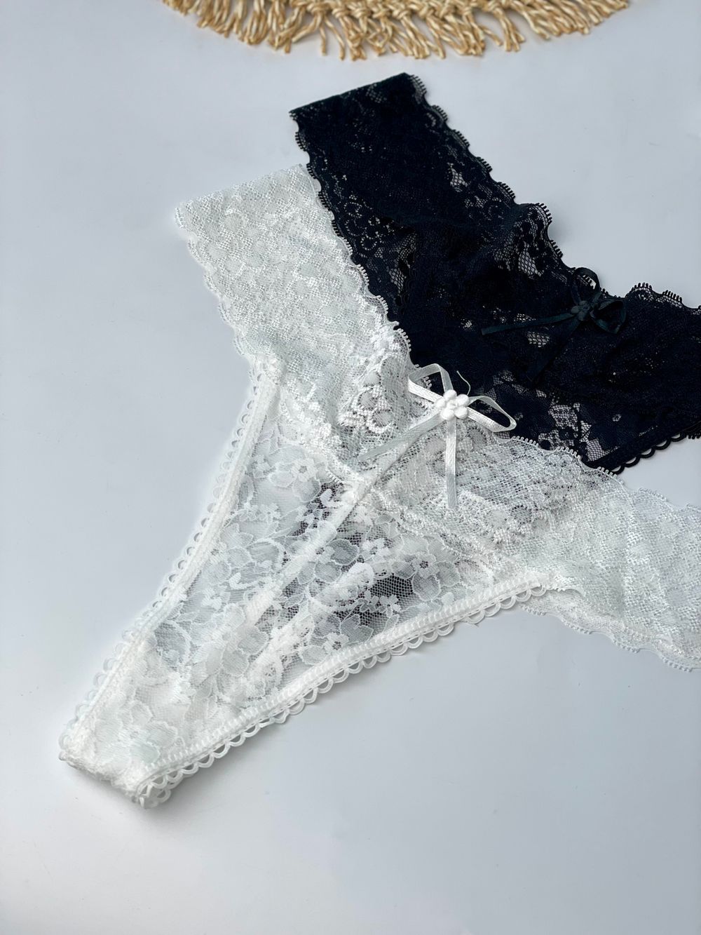 Витончений мереживний комплект