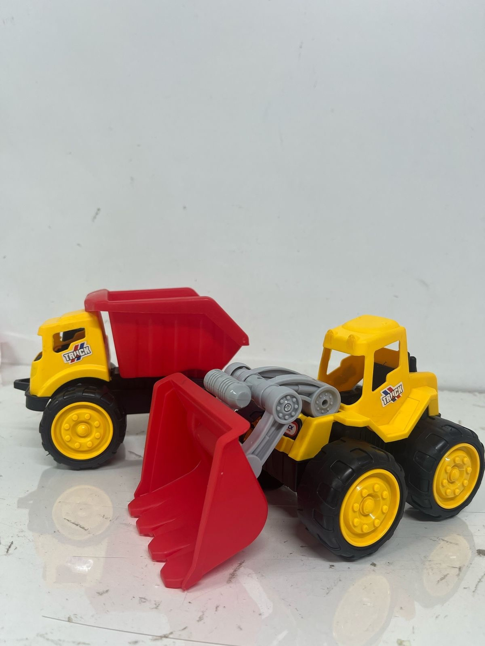 Набор игрушек строительной техники