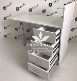 Маникюрный стол Profi