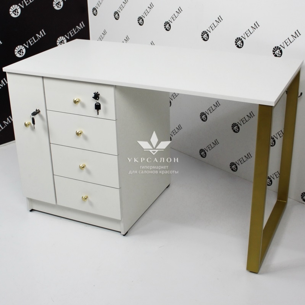 Манікюрний стіл Pandora