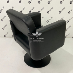 Перукарське крісло Eliot Black на диску