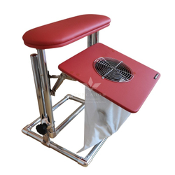 Витяжка для педикюру з підставкою Tertio 2