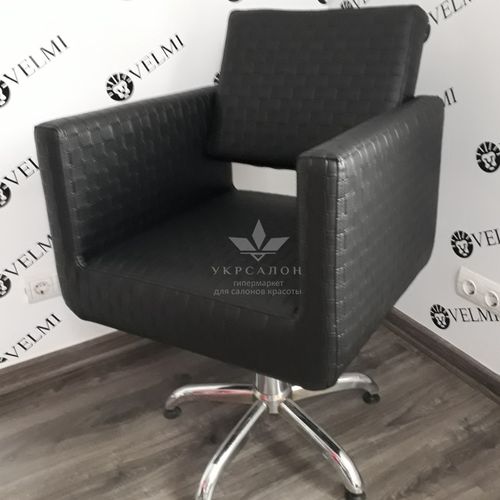 Парикмахерское кресло Mark