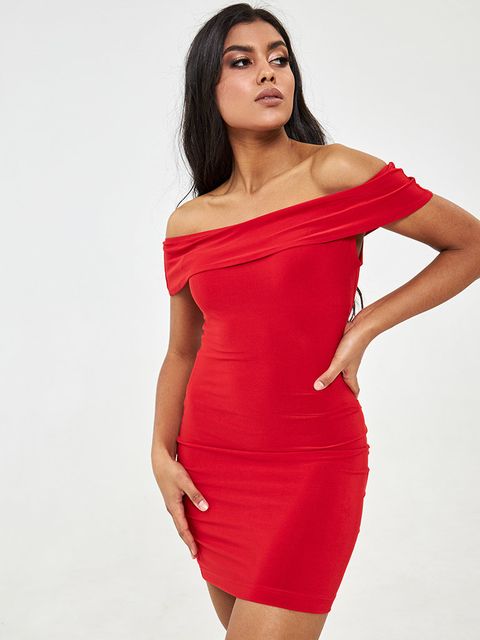 Платье-чехол мини красное с воланом по груди Love&Live фото 1