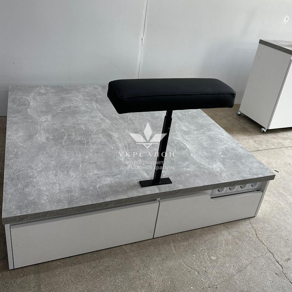 Подіум Mark для крісла педикюрного Pod-01