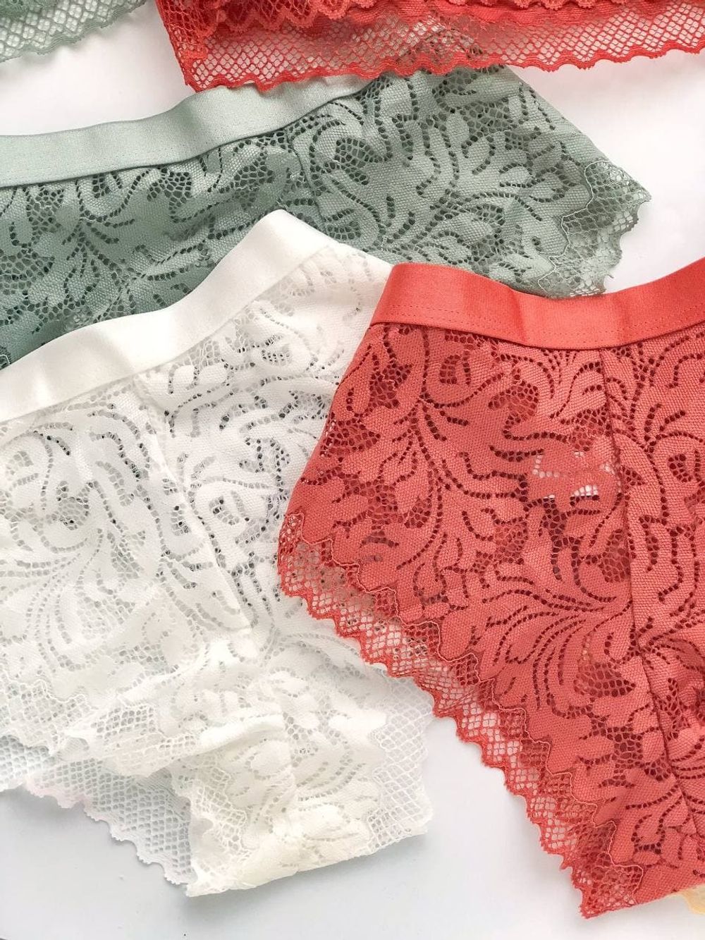 Кружевной комплект