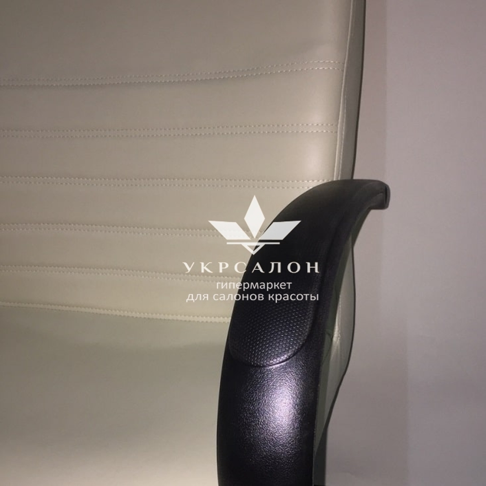Педикюрное кресло 100-6820