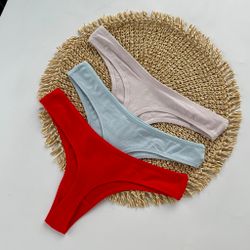 Стрінги з камінцями