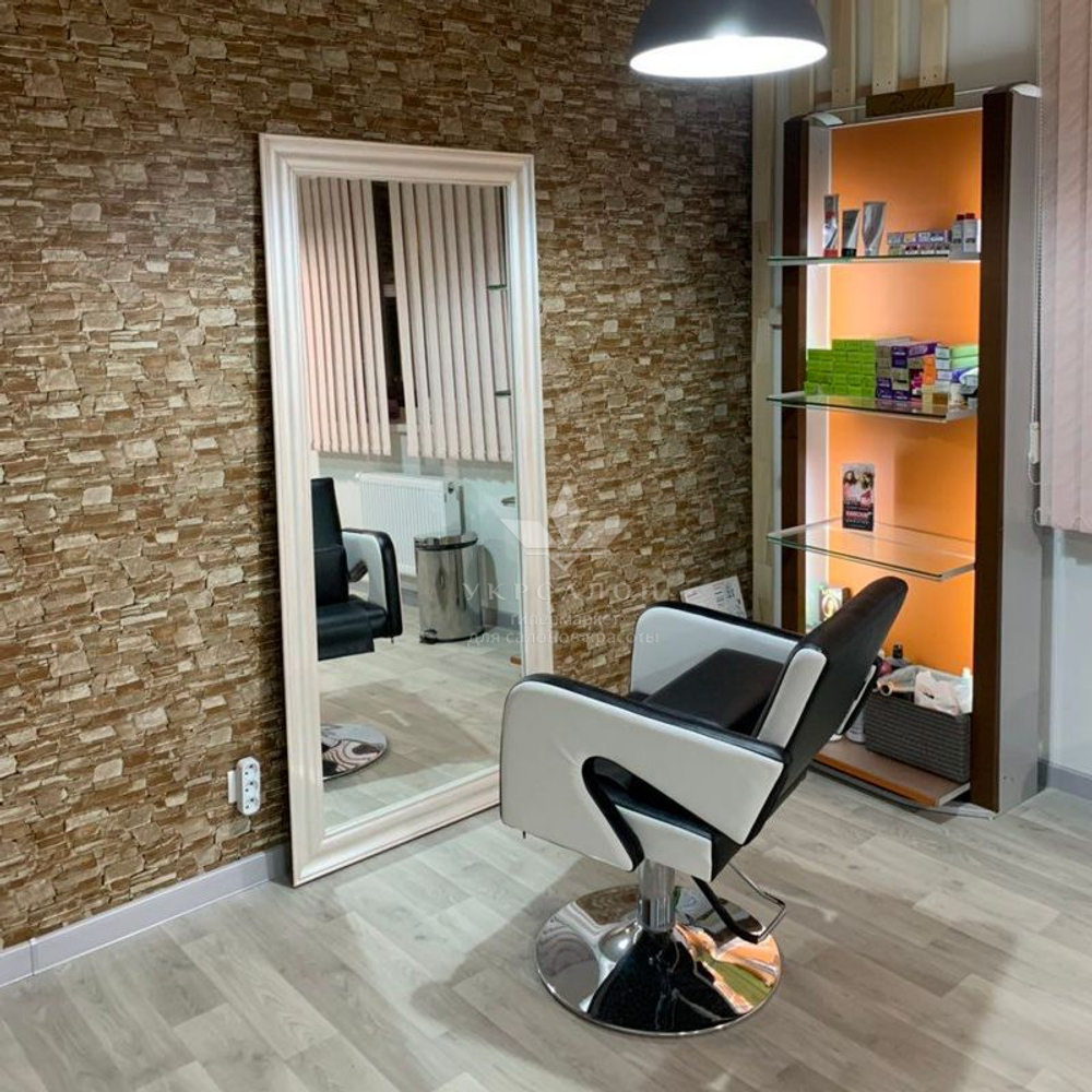 Перукарське крісло Tori