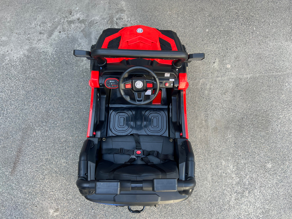 Дитячий електромобіль позашляховик Bugatti 4WD "WeKids Cars"