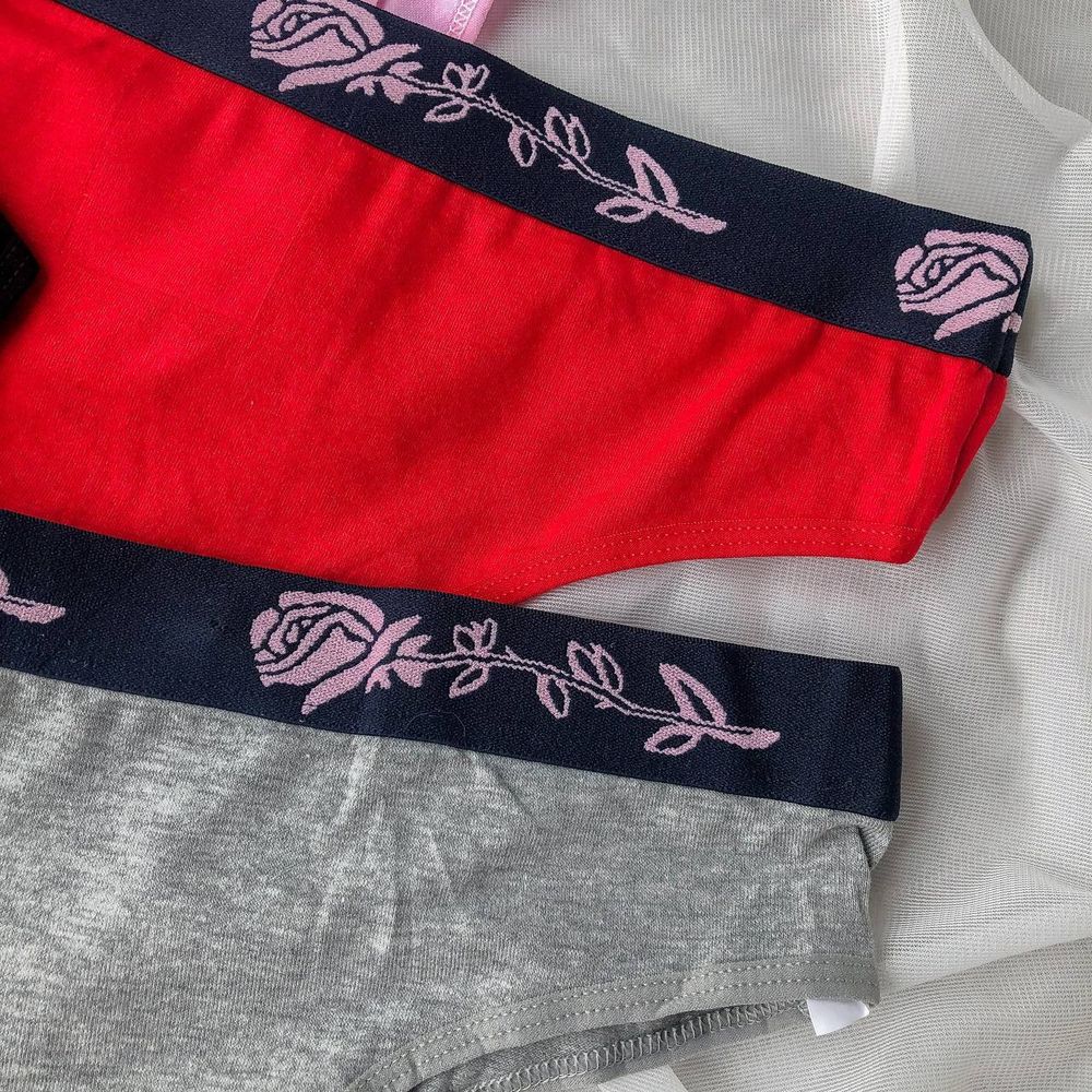 Американки на широкій резинці