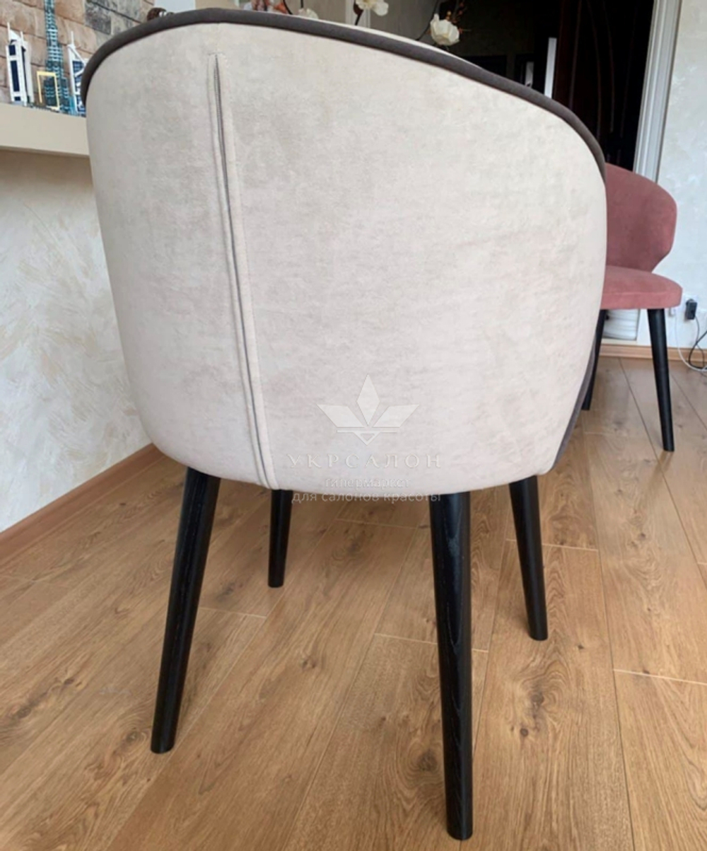 Универсальное кресло Komo