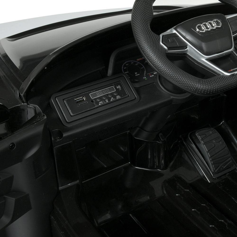 Дитячий електромобіль Audi e-tron GT "WeKids Cars"