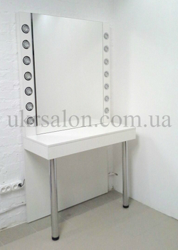 Рабочее место парикмахера-визажиста Sofia