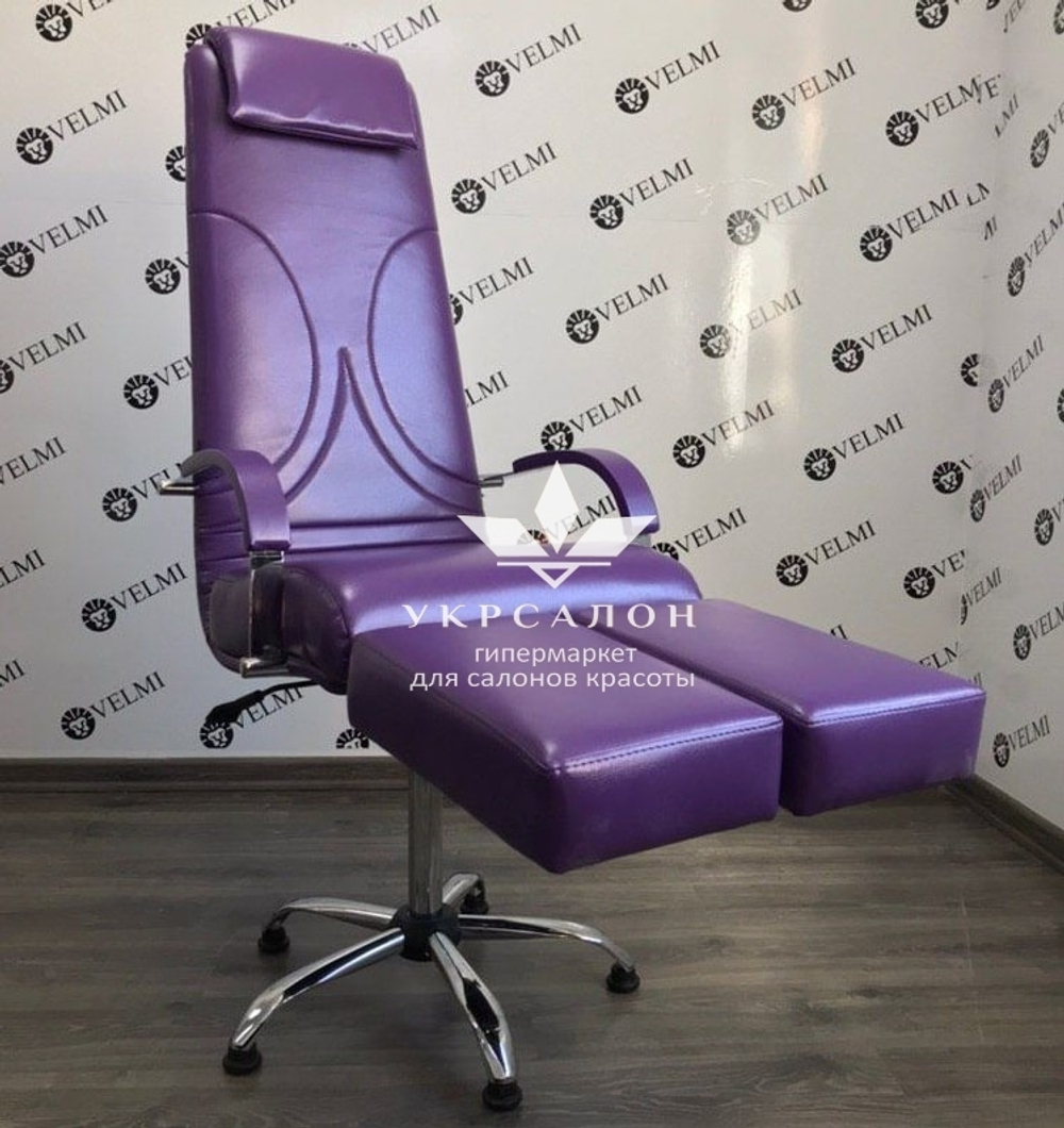 Крісло педикюрне Aramis Lux