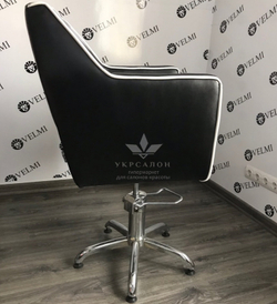 Парикмахерское кресло ALISON