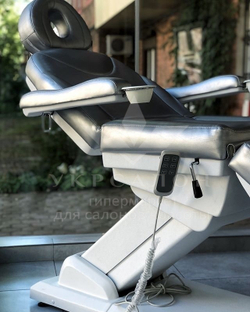 Педикюрно-косметологическое кресло с 3-мя электролифтами ZD-848-3A