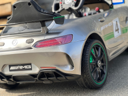 Дитячий електромобіль суперкар Mercedes AMG "WeKids Cars"