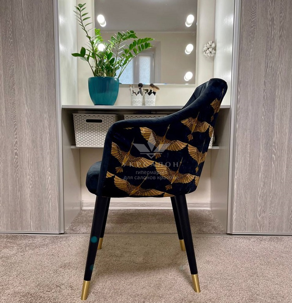 Стульчик мастера  Leganza velor на ножках