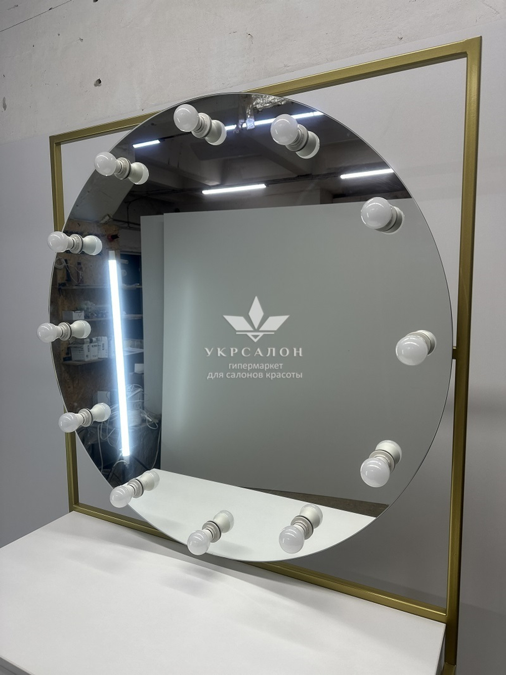 Робоче місце перукаря ДЗ-01