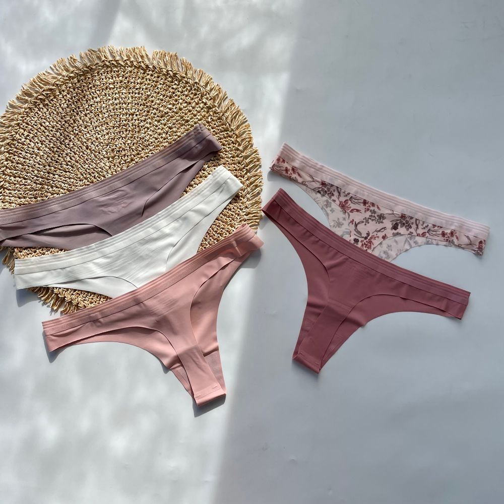 Безшовні стрінги