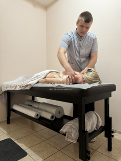 Стаціонарний масажний стіл KP-8 Brown