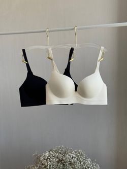 Безшовний бюстгальтер