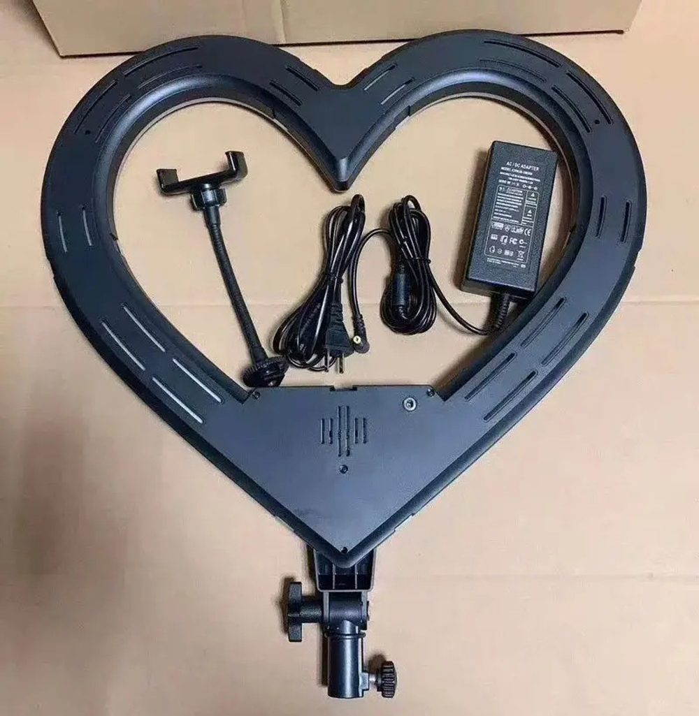 Кольцевая лампа Heart RGB со штативом и держателем телефона