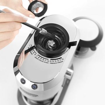 Кавомолка Delonghi KG 520.M