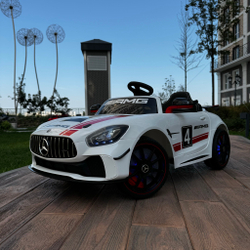 Дитячий електромобіль суперкар Mercedes AMG "WeKids Cars"