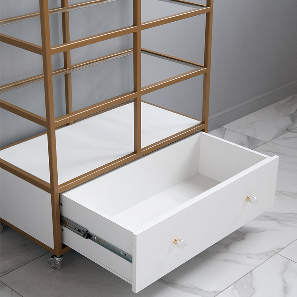 Витрина для салона красоты Avrora