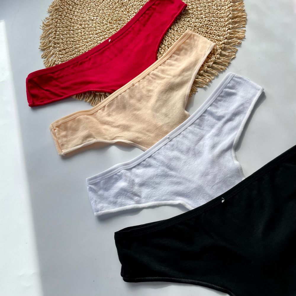 Базові однотоні стрінги