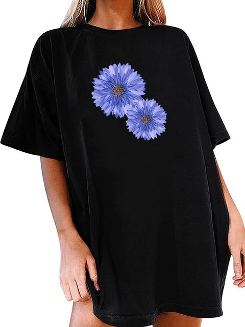Платье-футболка черное с удлиненным рукавом Chintz Floral Love&Live фото 1