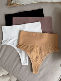 Корегуючі високі стрінги з утяжкою