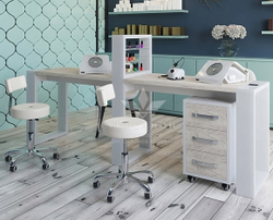 Манікюрний стіл Valio 3