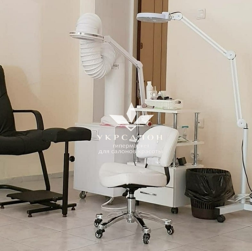 Стульчик мастера педикюра Comfort