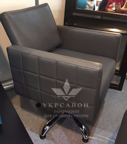 Кресло парикмахерское Dioni