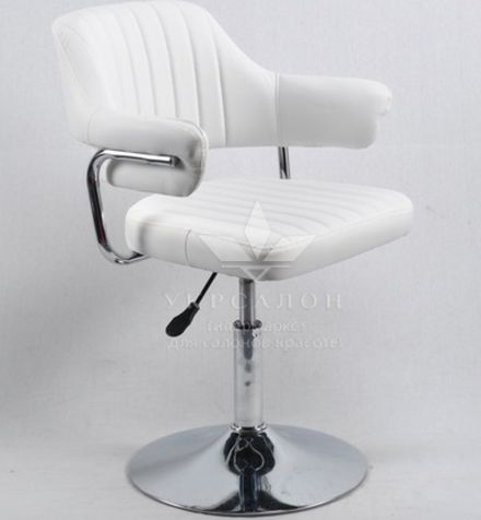 Стульчик мастера Jef на диске