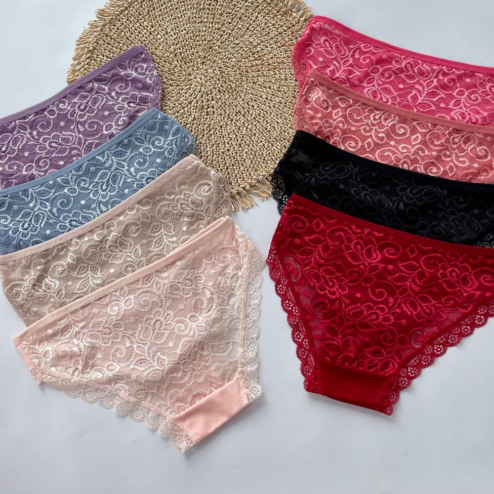 Сліпи з мереживом ззаду