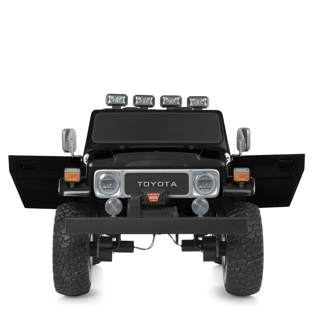 Детский двухместный электромобиль джип 4WD Toyota "WeKids Cars"