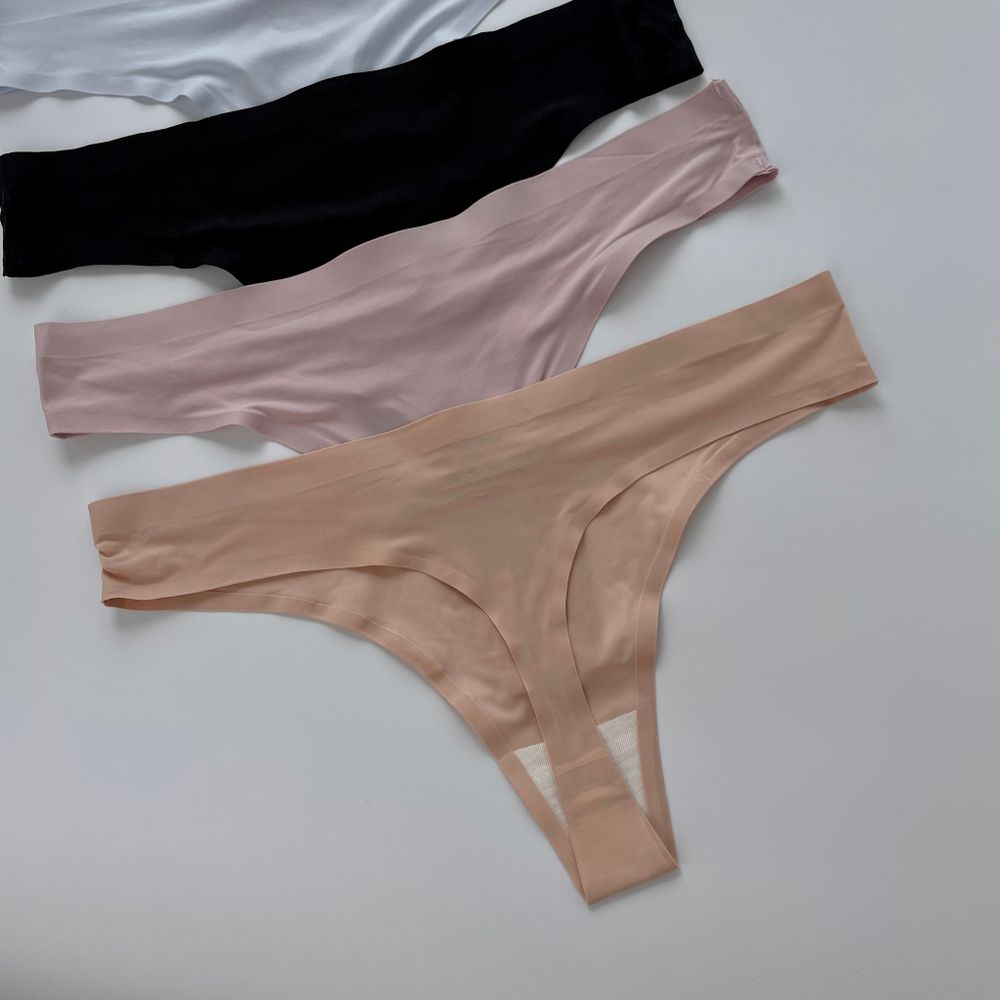 Стрінги безвовні