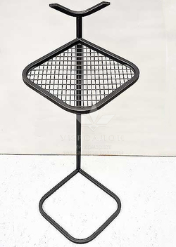 Столик для клієнтів 122