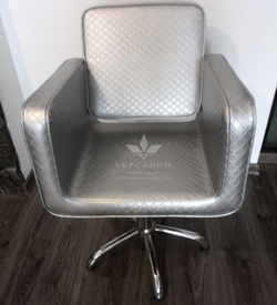 Крісло клієнта JUSTINE