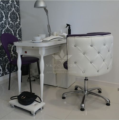 Подставка для сумки Queen