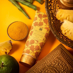 Пенка очищающая для нормальной и жирной кожи Куркума и витамин С, 150 мл, SPA Ceylon