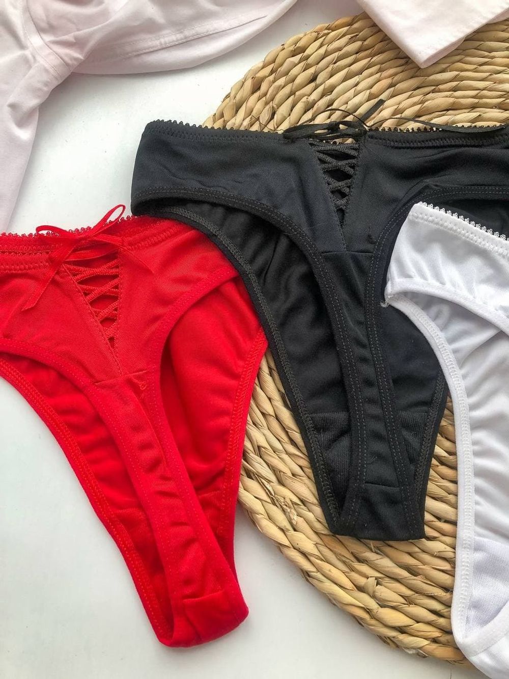 Стринги класичиские