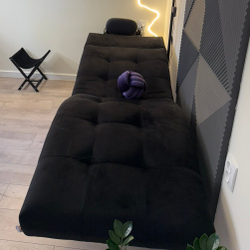 Анатомическая кушетка Tertio Black для лашмейкеров и бровистов